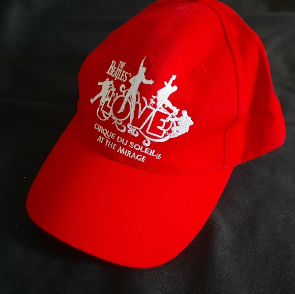 The Beatles Cirque Du Soliel LOVE, Red Cap Mirage Casino, Las Vegas - Picture 3 of 12
